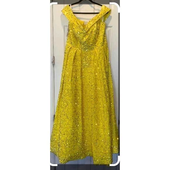 Yellow Sequin Off the Shoulder Pleated Corset Back Formal Gown Sz 20 NWOT - Picture 7 of 7